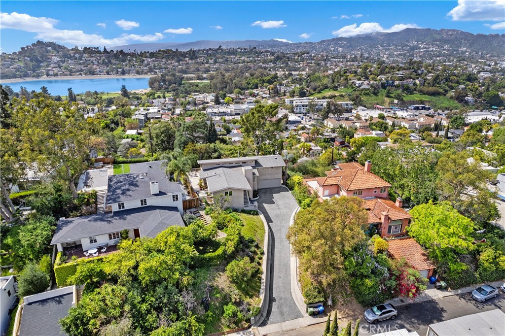 MLS #OC25251511 image #27