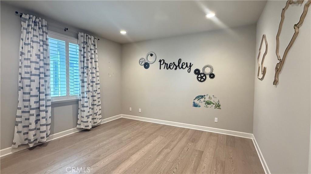 MLS #OC25251611 image #13