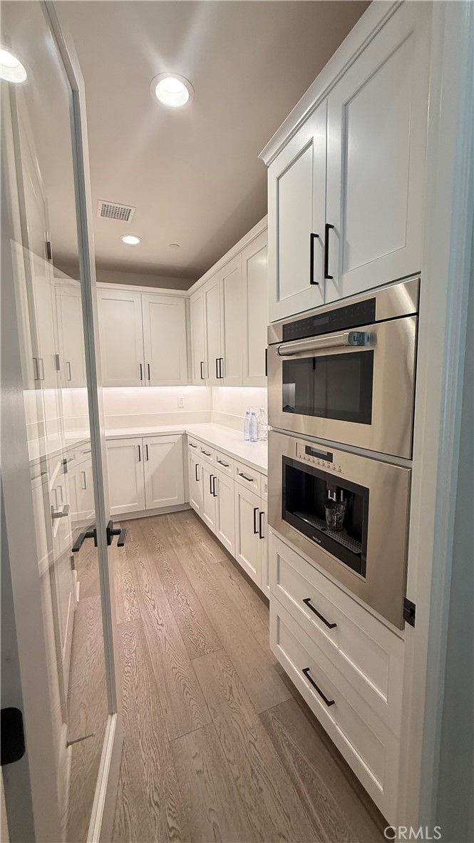 MLS #OC25251611 image #4