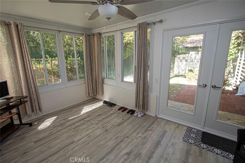 MLS #OC25251618 image #16