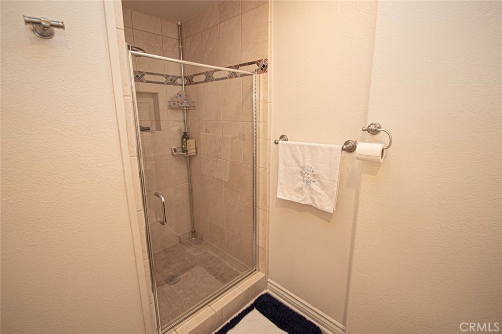 MLS #OC25251618 image #19