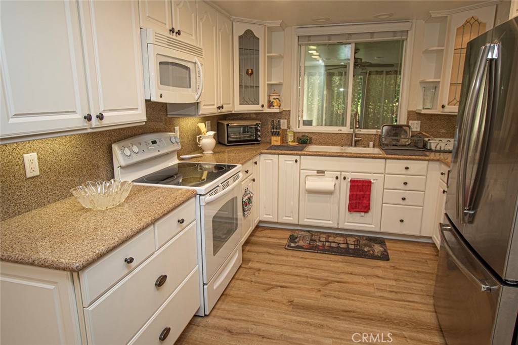 MLS #OC25251618 image #7