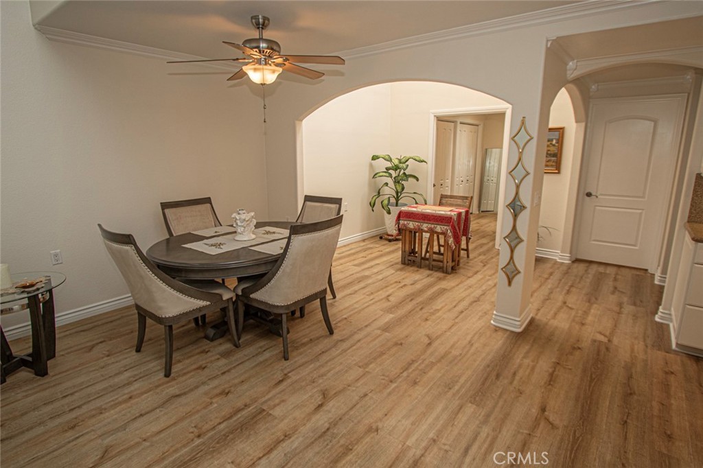 MLS #OC25251618 image #9