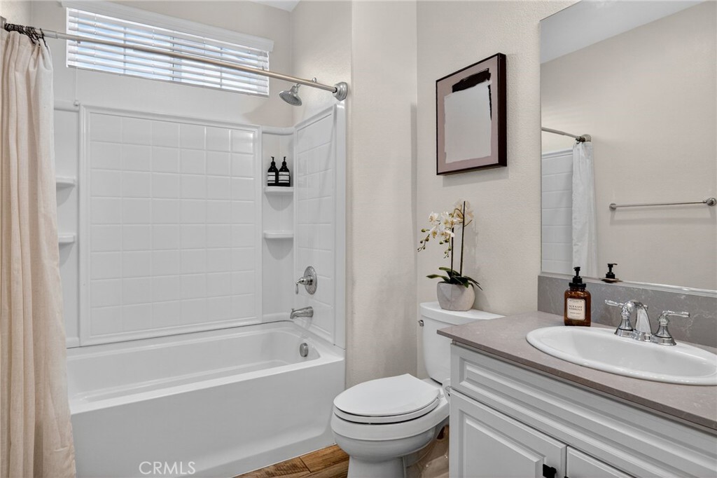 MLS #OC25251641 image #21