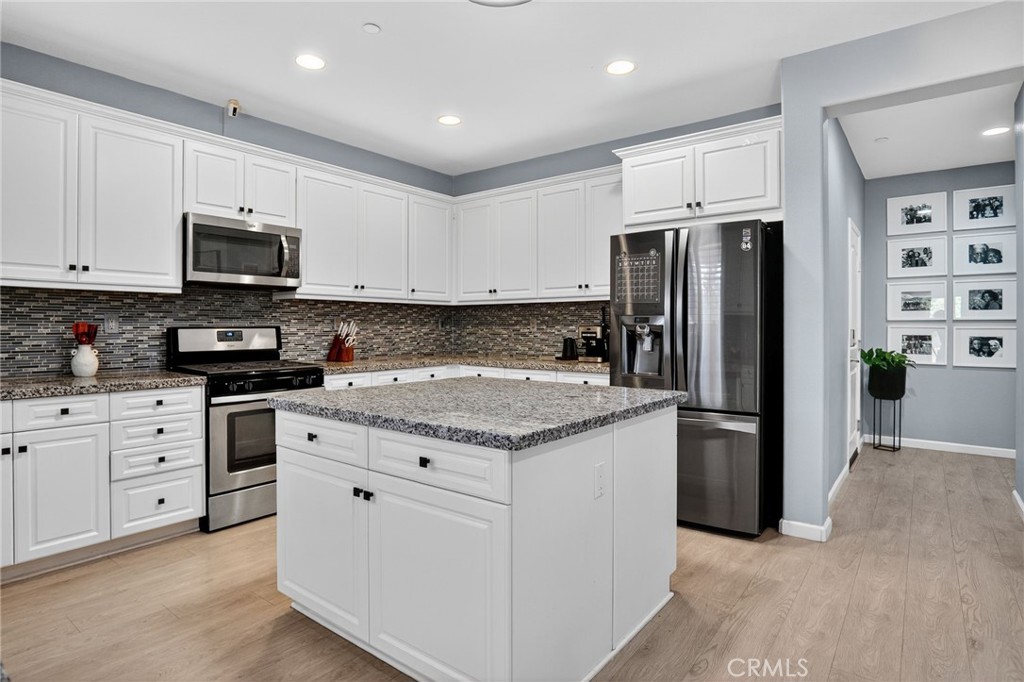 MLS #OC25251641 image #5