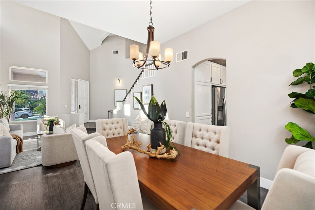 MLS #OC25251654 image #10