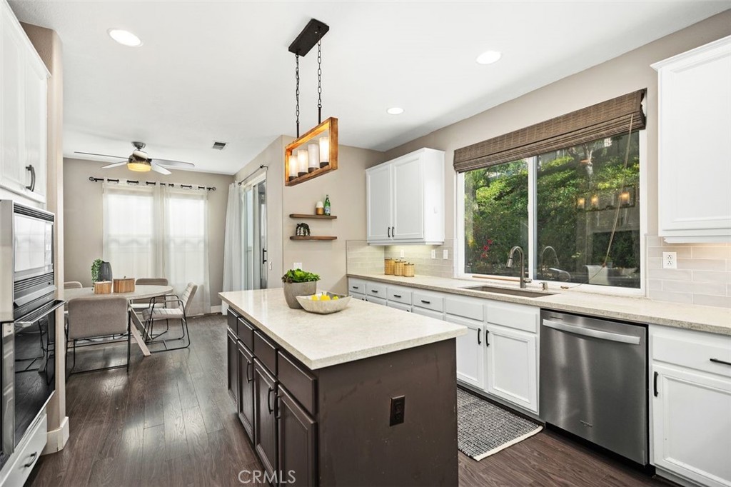 MLS #OC25251654 image #11