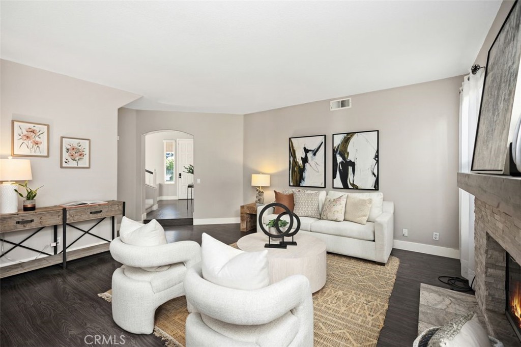 MLS #OC25251654 image #18