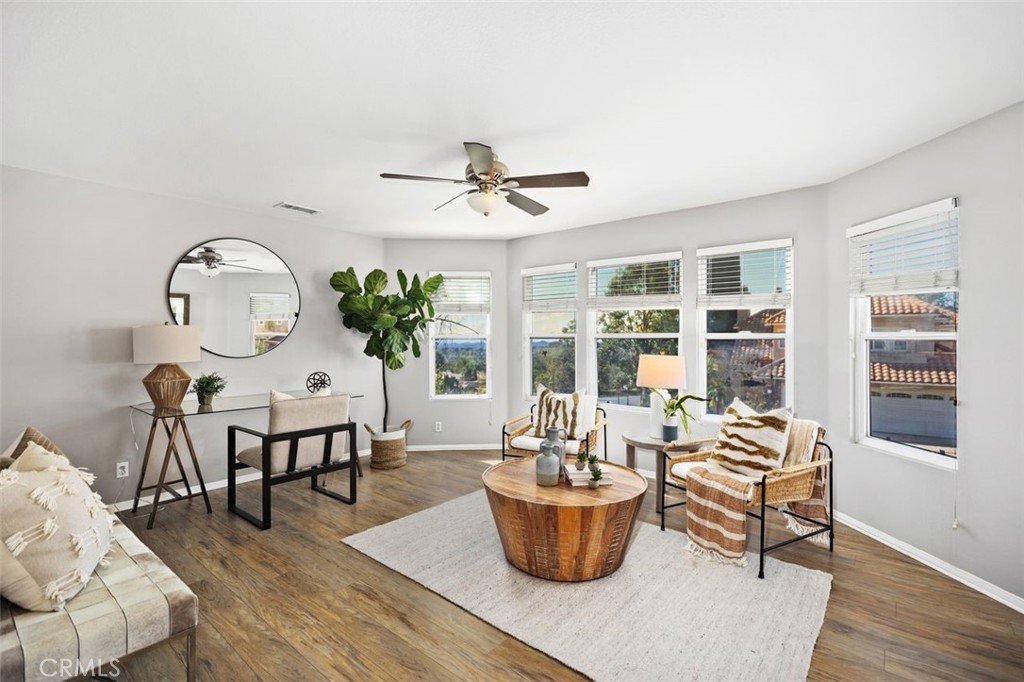 MLS #OC25251654 image #23