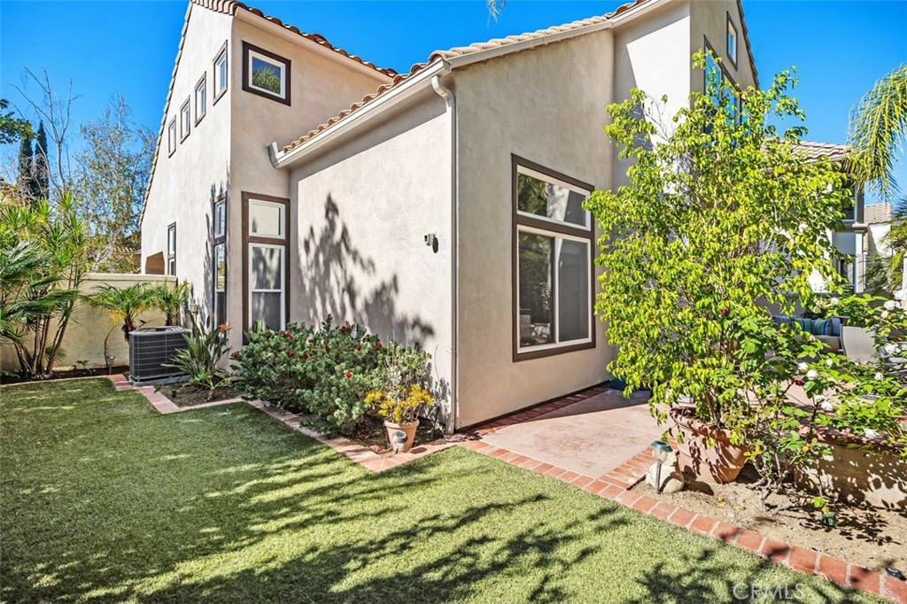 MLS #OC25251654 image #40