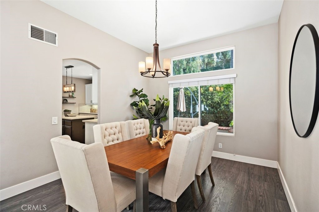 MLS #OC25251654 image #8