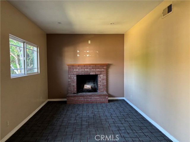 MLS #OC25251658 image #11