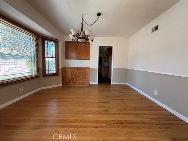 MLS #OC25251658 image #3