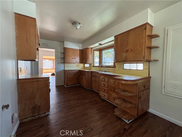 MLS #OC25251658 image #6