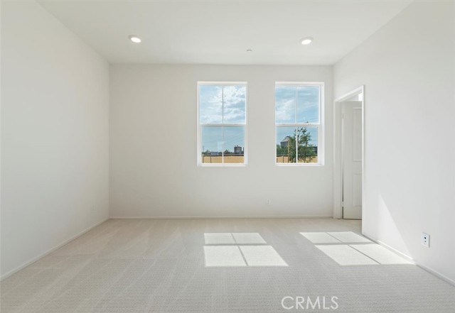 MLS #OC25251668 image #10