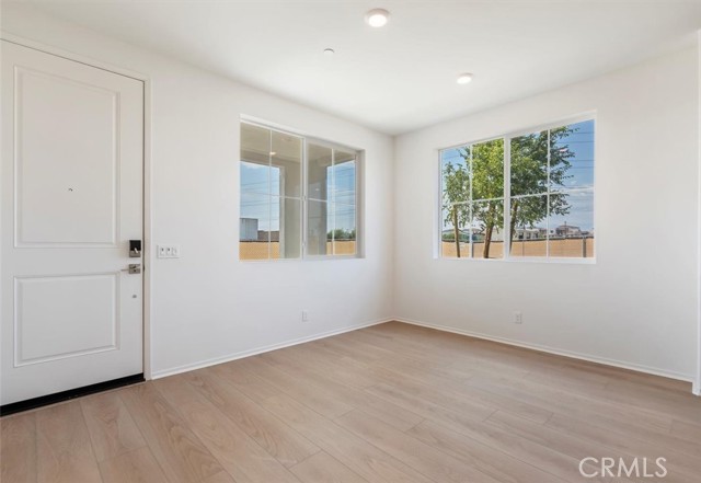 MLS #OC25251668 image #6