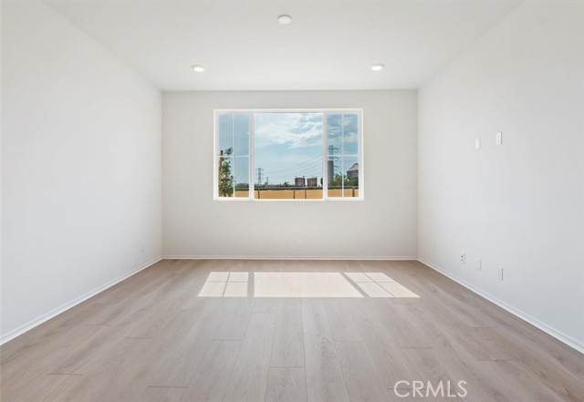 MLS #OC25251668 image #7