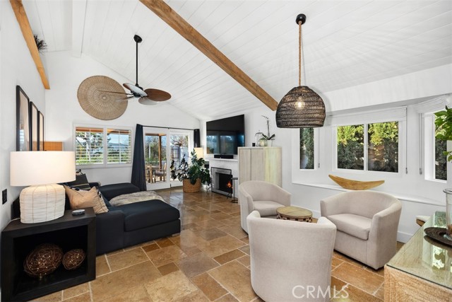 MLS #OC25251671 image #16