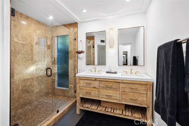 MLS #OC25251671 image #20