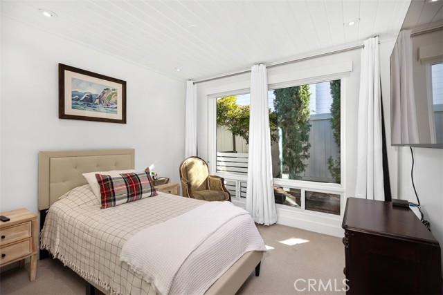 MLS #OC25251671 image #22