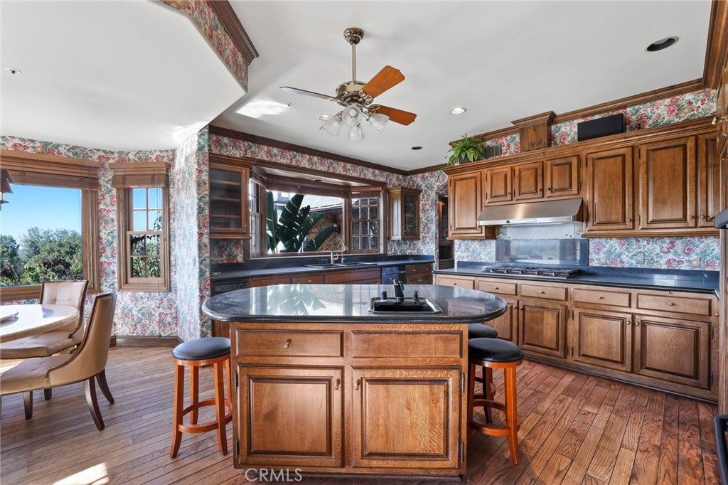 MLS #OC25251689 image #10