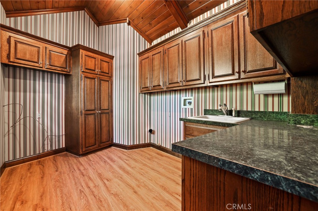 MLS #OC25251689 image #22