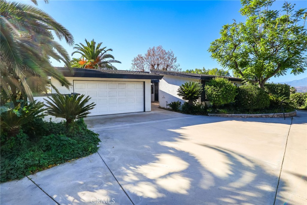 MLS #OC25251689 image #23