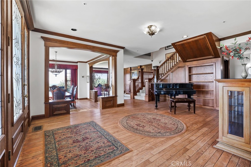 MLS #OC25251689 image #5