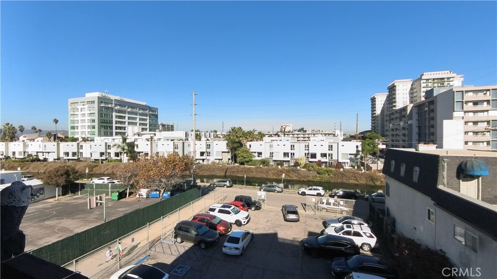 MLS #OC25251755 image #2