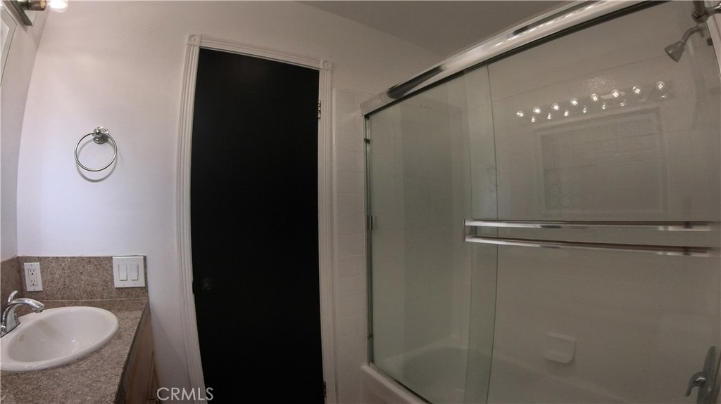 MLS #OC25251755 image #24