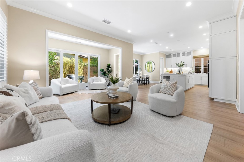 MLS #OC25251757 image #14