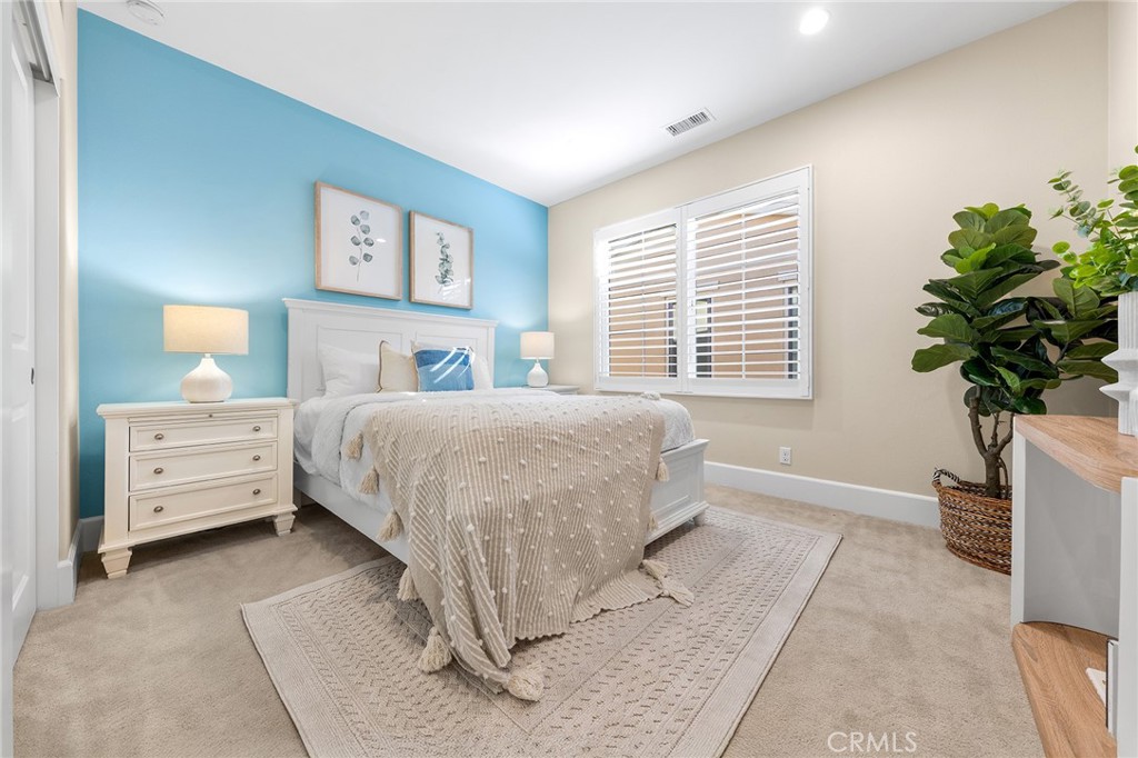 MLS #OC25251757 image #48