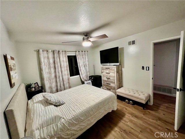 MLS #OC25251776 image #13