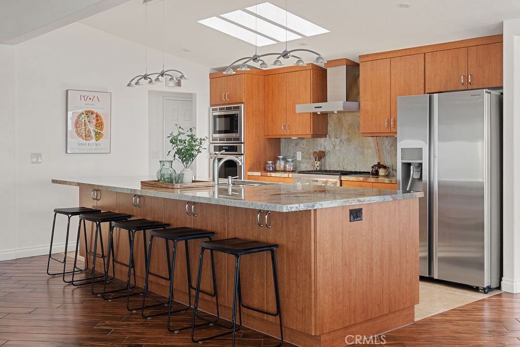 MLS #OC25251779 image #10