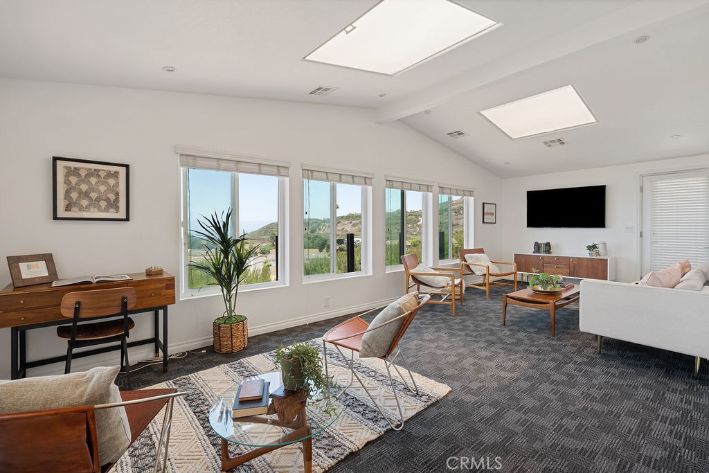 MLS #OC25251779 image #17