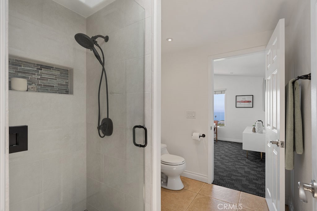 MLS #OC25251779 image #33