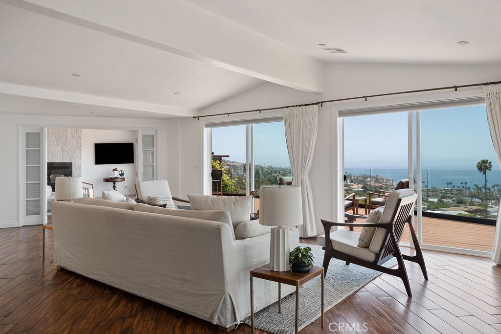 MLS #OC25251779 image #4