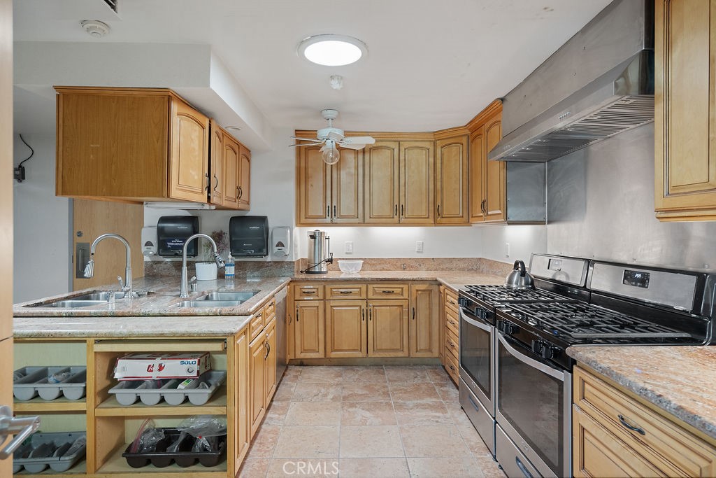 MLS #OC25251779 image #62