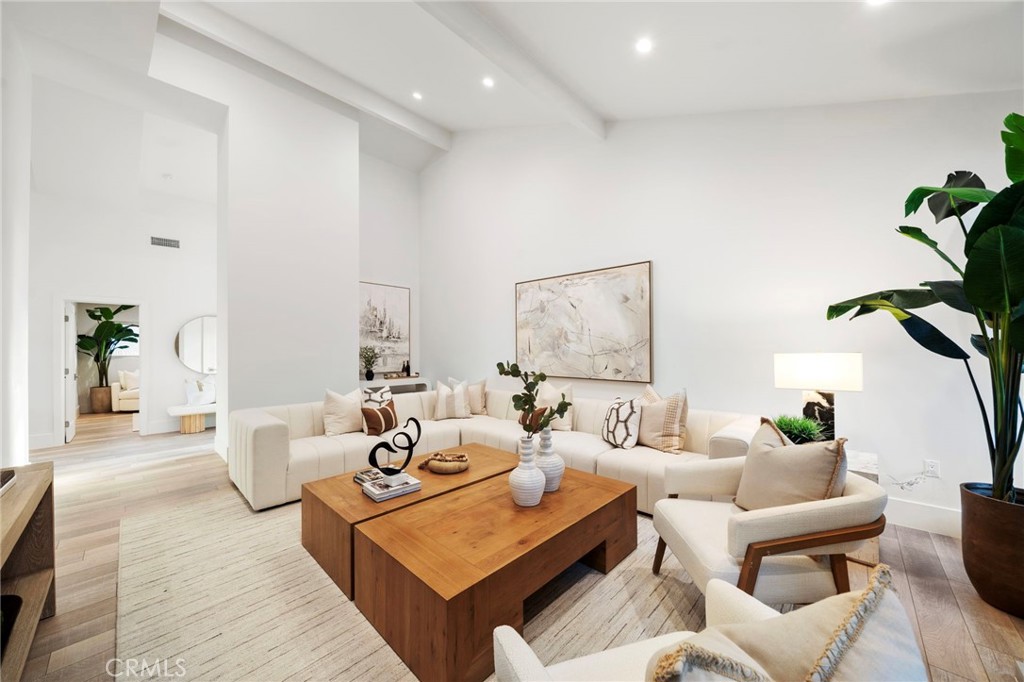 MLS #OC25251837 image #1