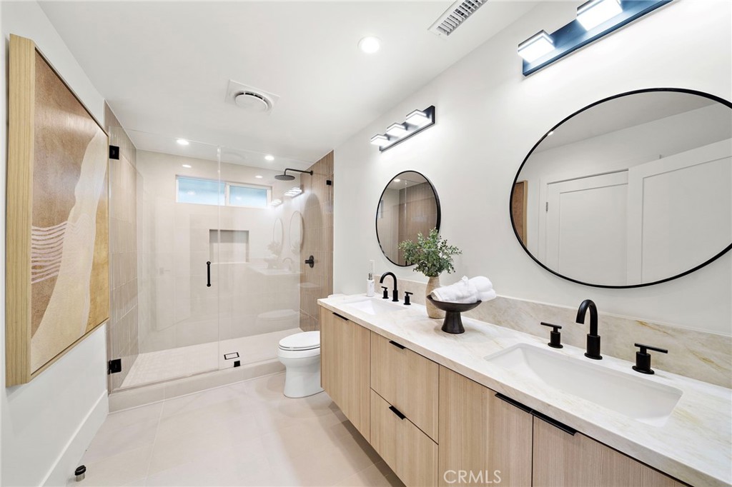 MLS #OC25251837 image #19