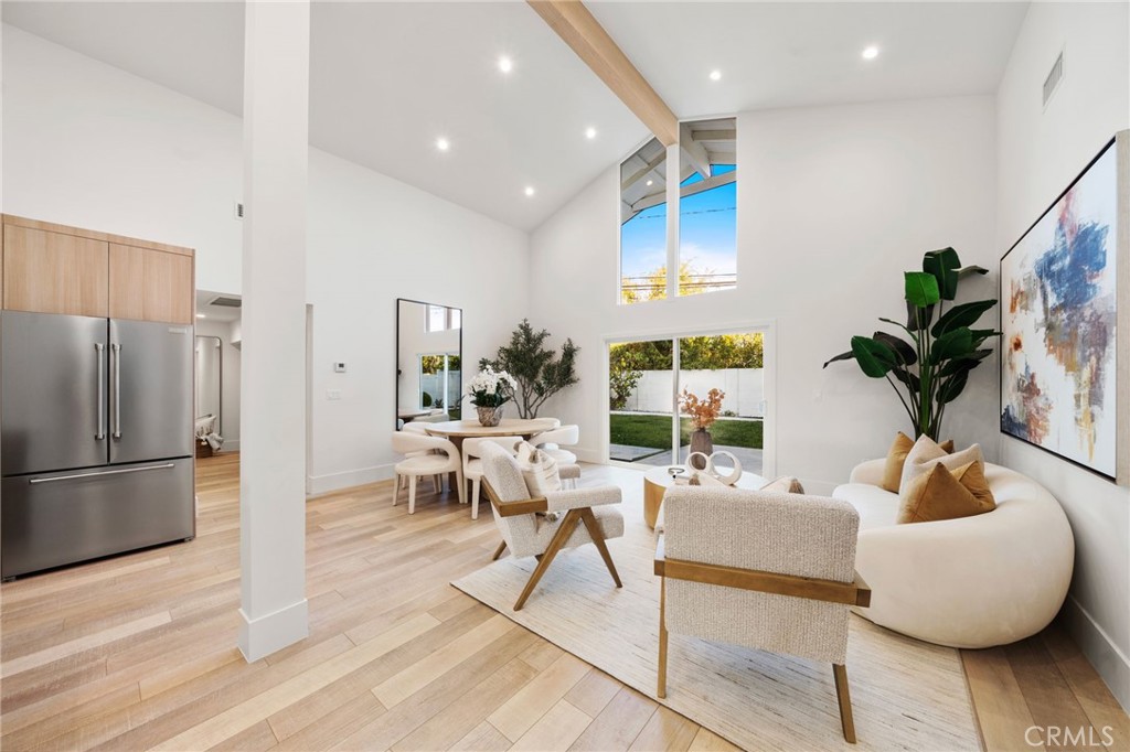 MLS #OC25251837 image #9