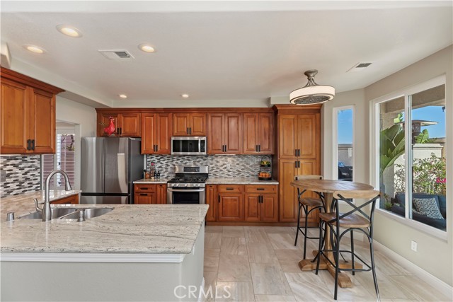 MLS #OC25251838 image #14