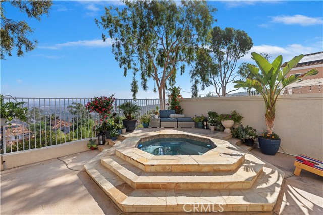 MLS #OC25251838 image #40