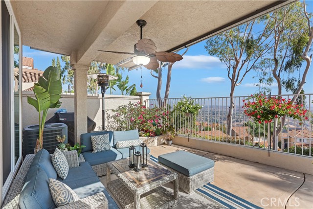 MLS #OC25251838 image #43