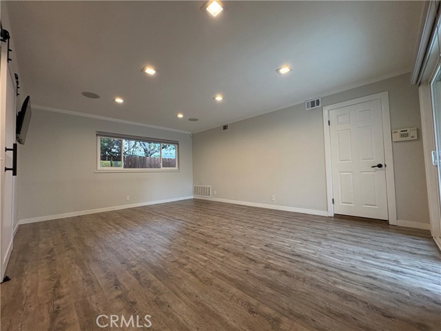 MLS #OC25251843 image #14