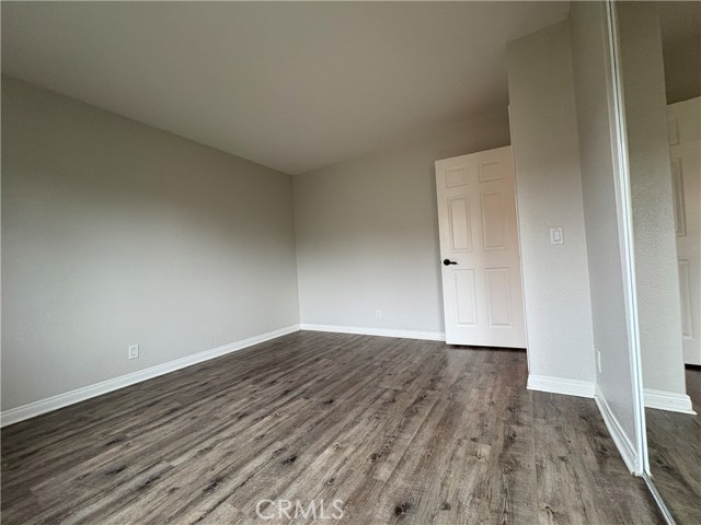 MLS #OC25251843 image #19