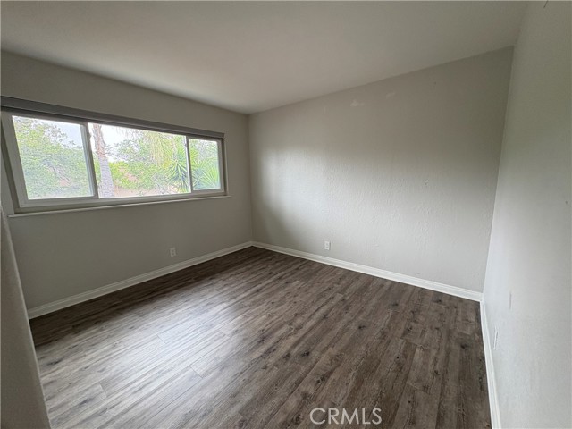 MLS #OC25251843 image #20