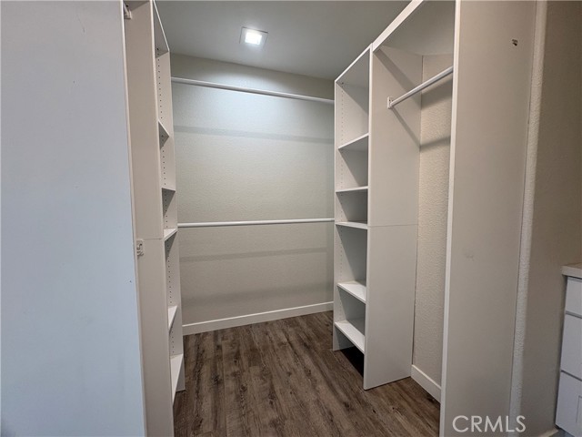 MLS #OC25251843 image #28