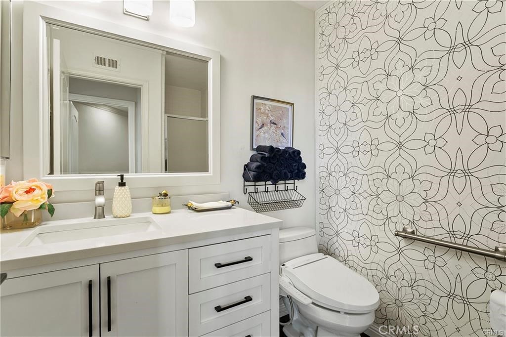 MLS #OC25251865 image #30