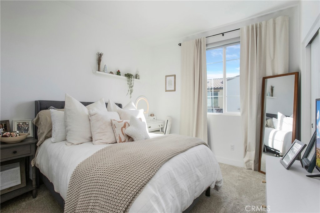 MLS #OC25251886 image #11